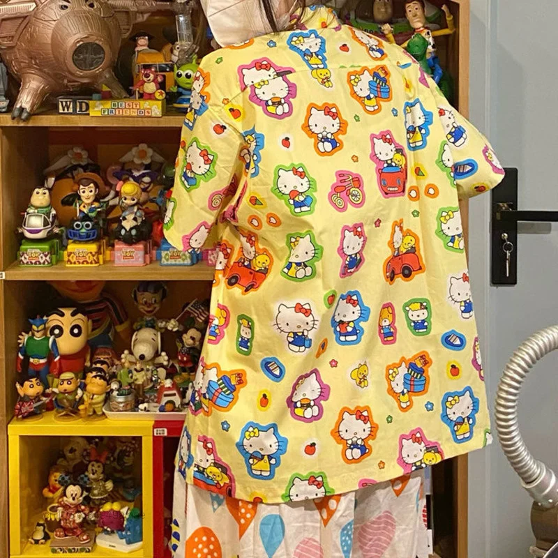 Sanrio Hello Kitty ฤดูร้อนใหม่แขนสั้นสีเหลือง Vintage เสื้อแฟชั่นเสื้อผู้หญิงลำลองเสื้อ Y2k