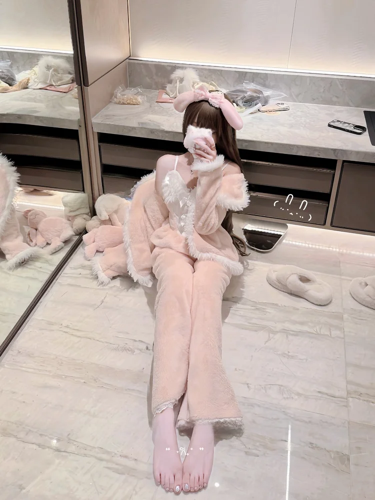 Miubby Peach Milk Froth Winter Thickened Flannel Sleepwear Set Luxury Style Long Sleeve round Neck Home Clothes for Youth