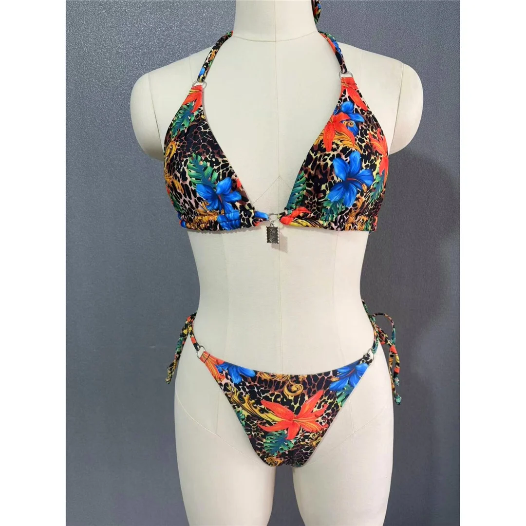 S - XL, mit Blumenmuster bedruckter Bikini mit Trägern, Damen-Badebekleidung, zweiteiliger Bikini-Set, Badeanzug, Badebekleidung, Modell V6177. – Detail 12