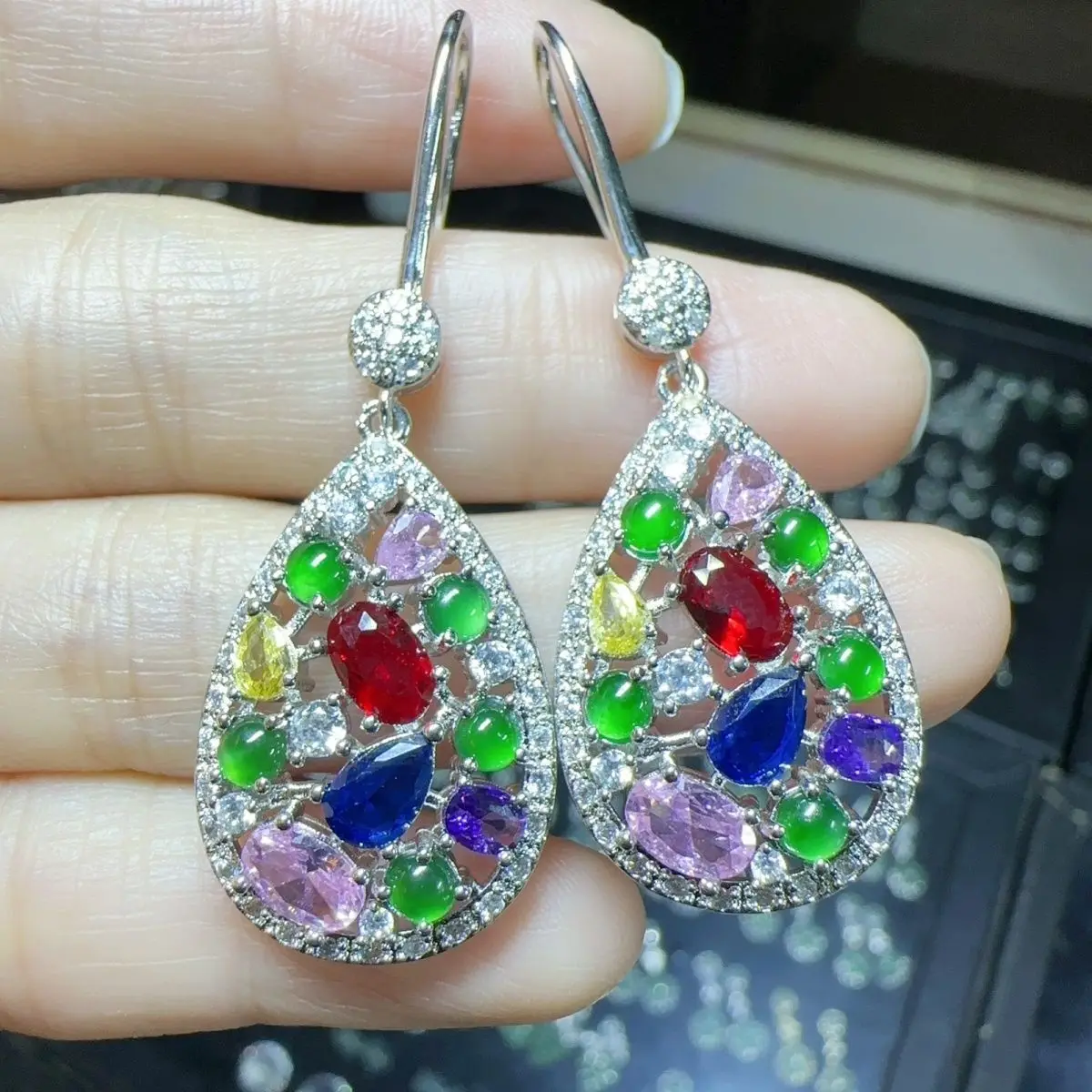 pendientes-de-gancho-para-la-oreja-de-jadeita-natural-color-verde-hielo-elija-uno-de-los-mejores-en-diversidad