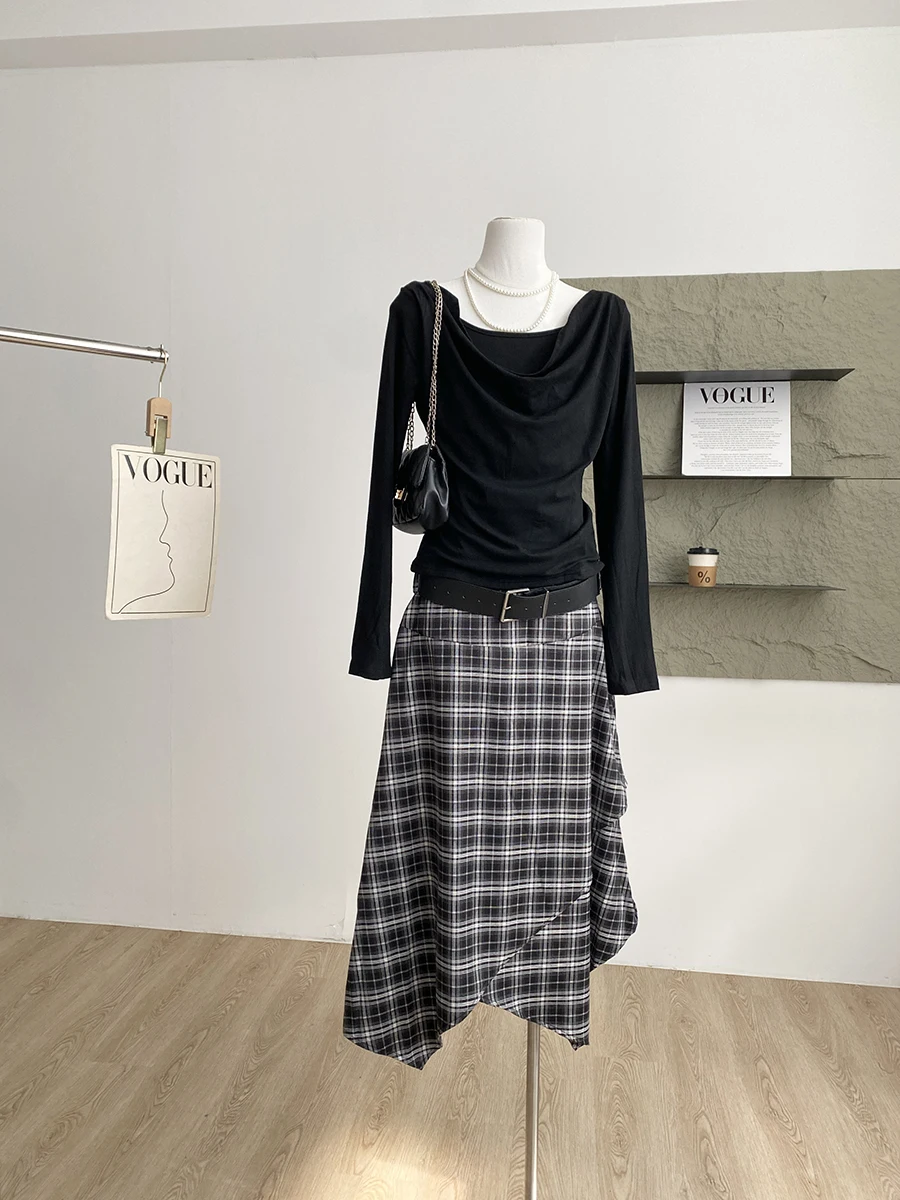 

Fashionable Retro Autumn 2025 Women's Long Sleeve T-Shirt And Skirt Set Korean Style Vintage Plaid Uneven Dress Ensemble