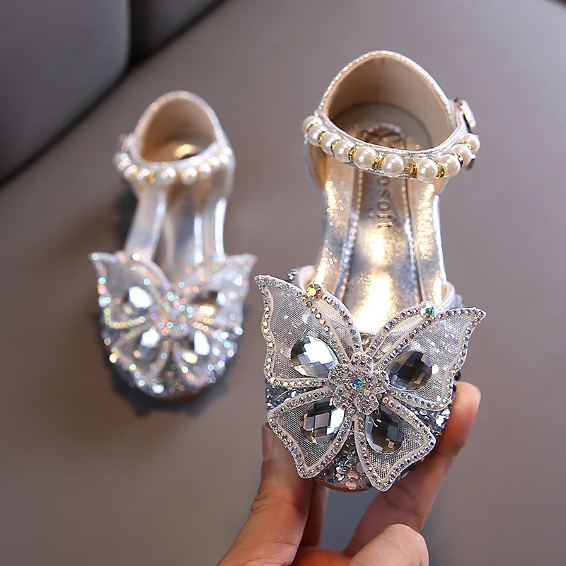 Spring Autumn Girls Pearl Bow Crystal Princess Sandals Kids Soft-soled Formal Shoes Children Student Dance Shoes Everyday Casual