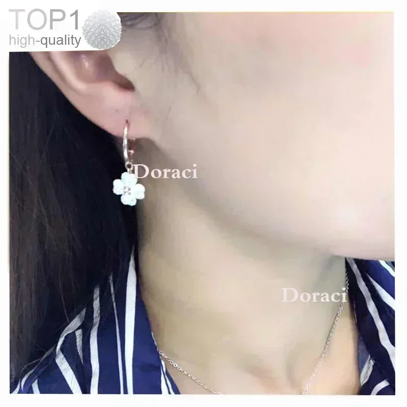 

Высококачественные женские серьги серии LILIA GLOWING Latisha, серьги с пчелиной луной, красивые и щедрые, Crystal Doraci