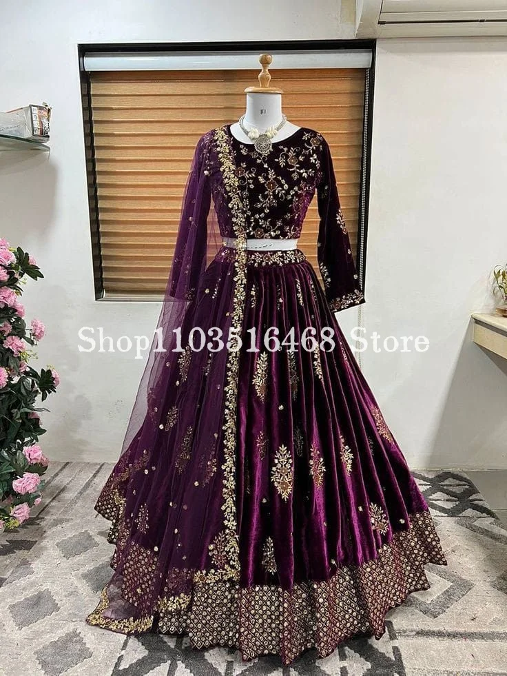 Grape Purple Indian Wedding Dress with Veil Coverlet Gilt Lace Appliqué Inlaid Sequins Long Sleeve Two Piece Wedding Dress