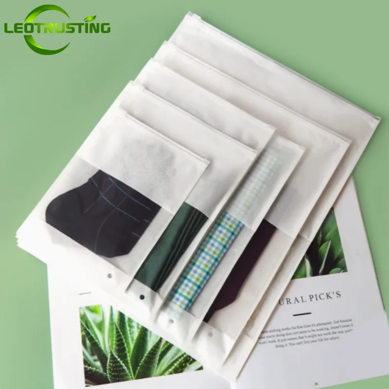 

50PCS Flat White Paper Window Ziplock Packaging Bag Resealable Socks Gloves T-shirt Scarf Dress Bra Underwear Xmas Gifts Pouches