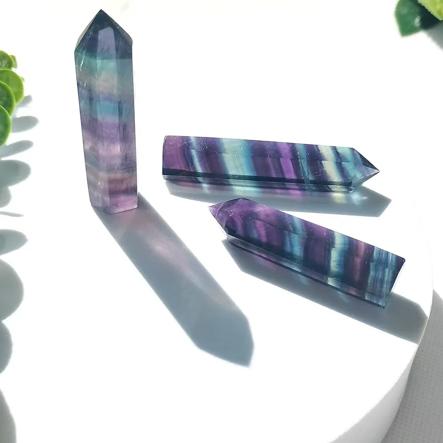1 Stück Natürlicher Kristall Regenbogen-Fluorit-Spitze Reiki-Heilstein Sechseckige Prismen Obelisk-Stab Energiemeditation – Detail 4