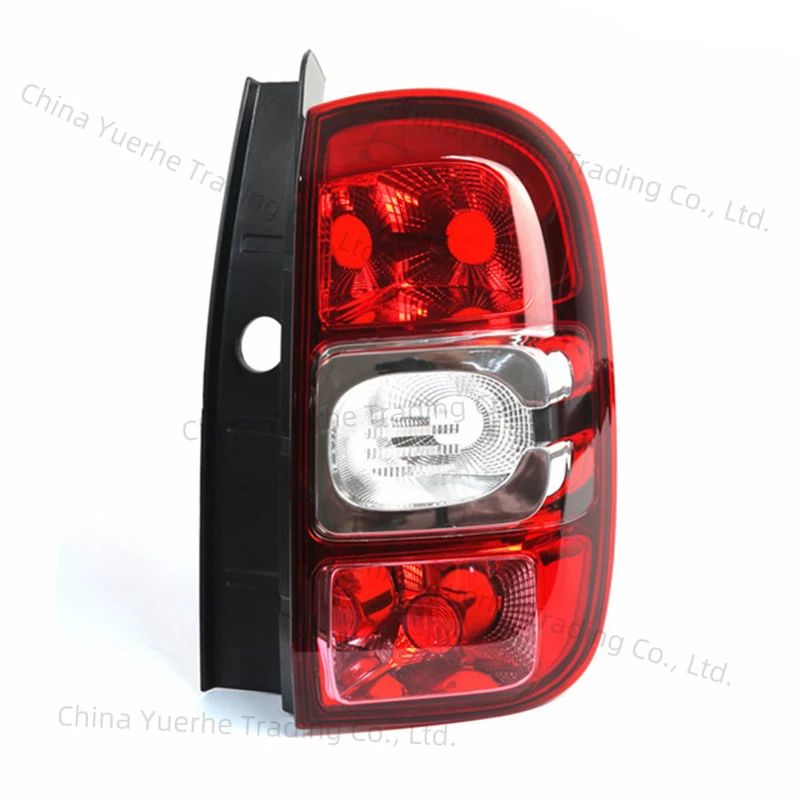 

265551679R 265506837R For Renault DUSTER 2014 2015 2016 2017 Taillight cover Brake warning light Rear light