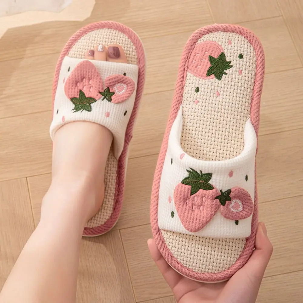 

Soft Soft Sole House Linen Slippers Anti Slip Flax Sweet Indoor Slippers Breathable Open Toe Strawberry Slippers Women Bedroom