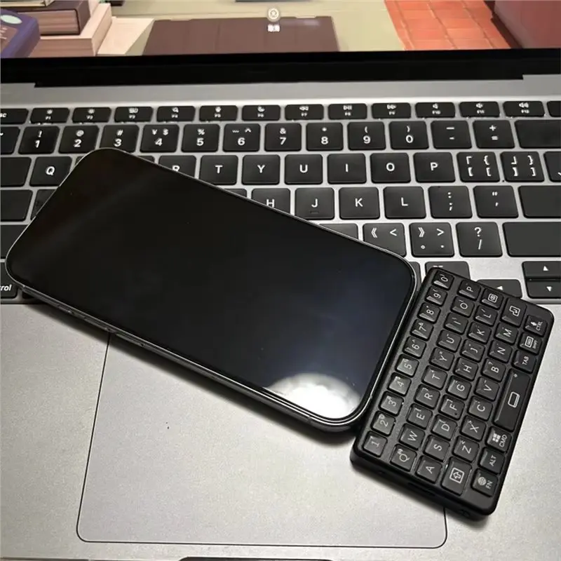 Portable Retro Touch Mini Bluetooth Keyboard, Multi‑System Compatible for Windows Android, Phone & Game Keypad