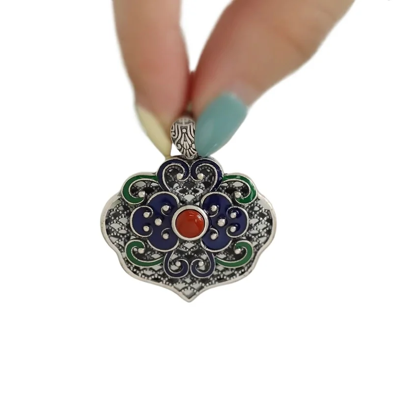 

925 Sterling Silver Longevity Lock Enamel Pendant Necklace Clavicle Chain Women's Light Luxury Premium Chain Accessories