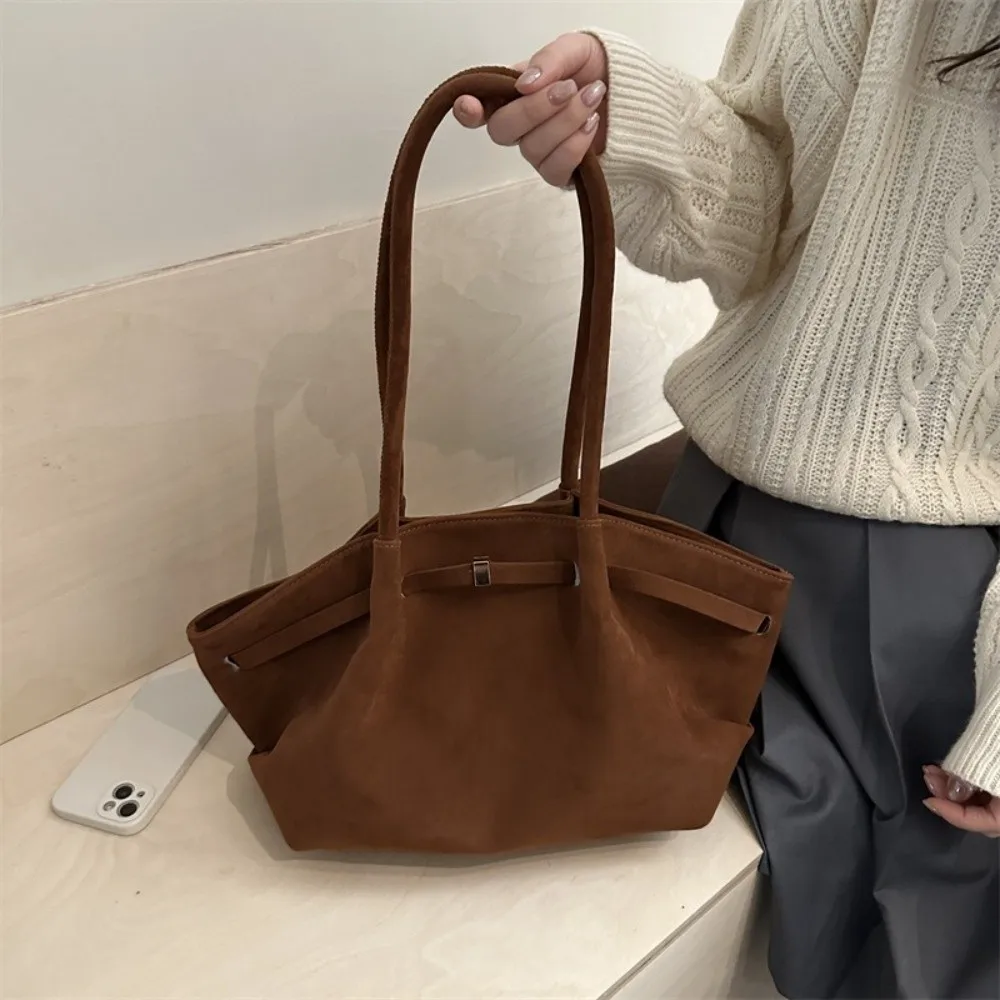 luz-de-luxo-acabamento-fosco-axilas-saco-cor-solida-grande-capacidade-bolsa-ombro-material-camurca-bolso-interno-bolsa-outono-inverno
