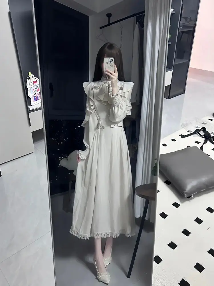 

MAGOGO Japanese-style sweet and fresh bow Lolita dress with a fitted bodice and long sleeves