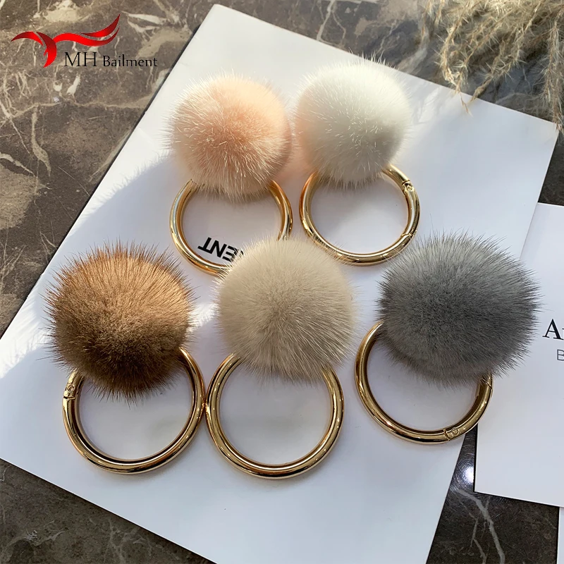 

Luxury Fluffy Real Mink Fur Ball Pom Poms High Quality Keychain Car Key Chain Trinket Jewelry Gifts Women Charm