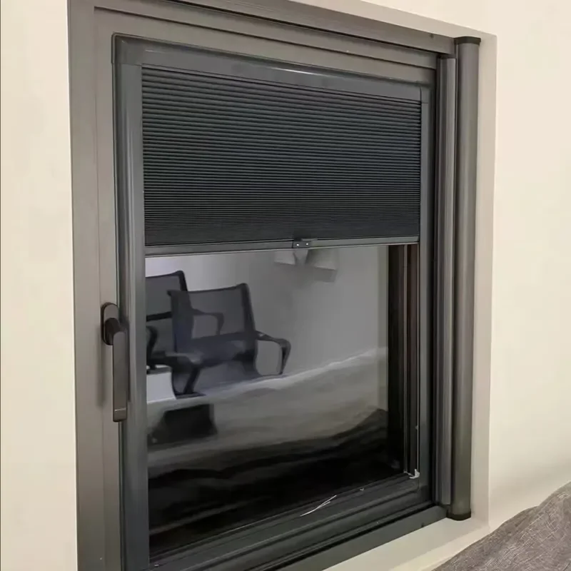 Cordless Sliding Full Blackout Honeycomb Curtain Is Used for Sunshade and Sun protection of Internal windows