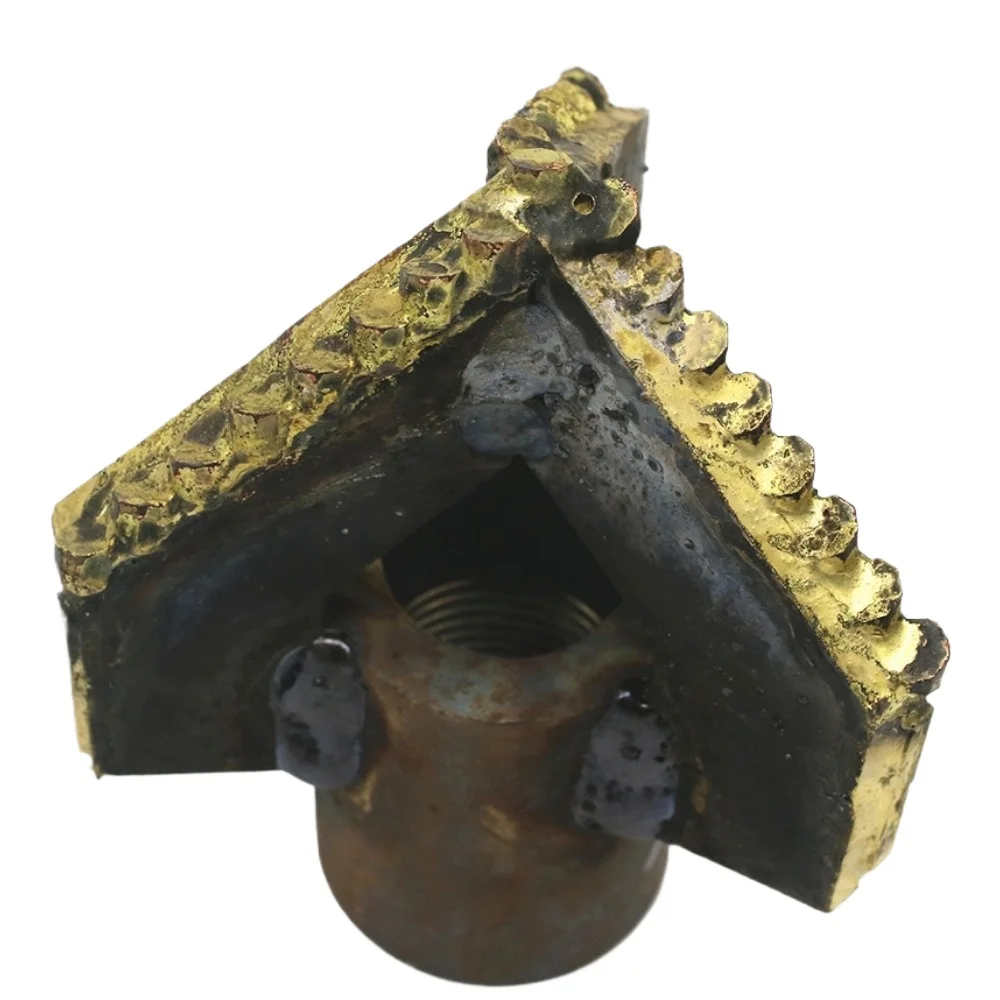 

Three leaf alloy water well mudstone drill bit