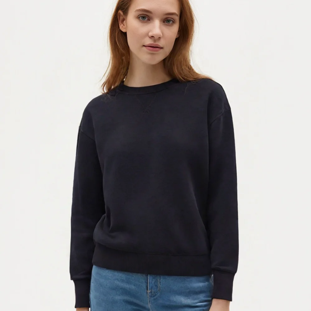 

The new Taop&Za women's round neck sweater is simple in design, comfortable and fashionable, and suitable for commuting.