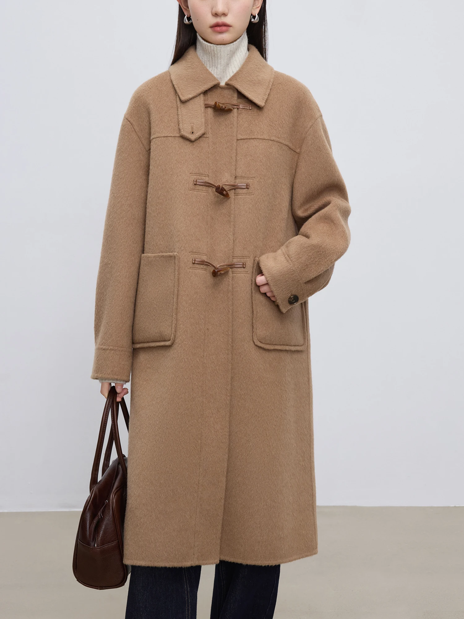 

ZIQIAO 100% Wool Coat Temperament Camel Color Female Long Woolen Jackets Horn Button Turn-down Collar Wool Coats 24ZQ94109