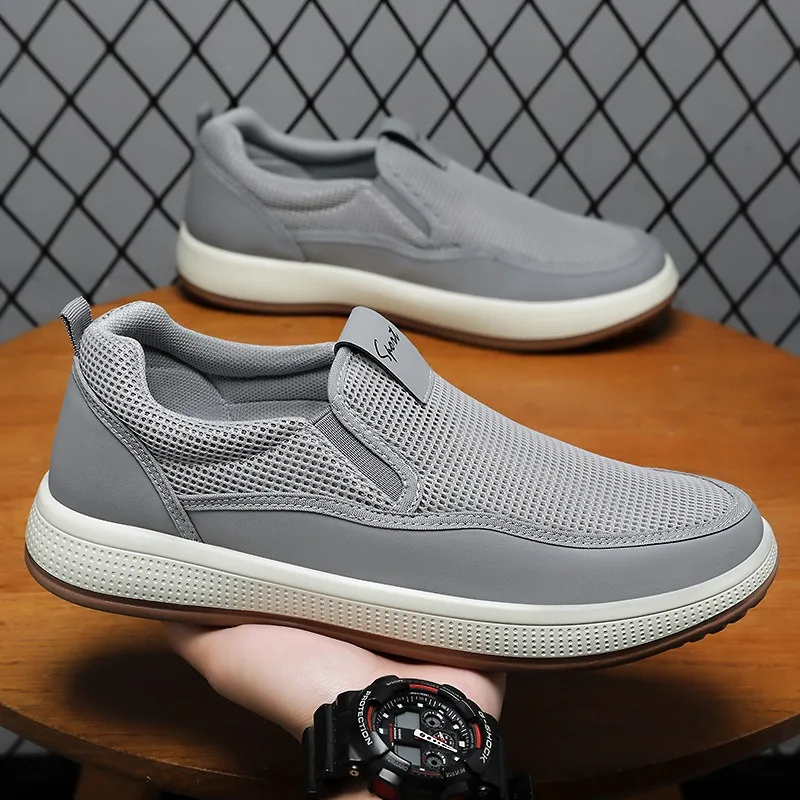 Men's Canvas Shoes Breathable Mesh Shoes Comfortable Casual Sneakers for Men Non Slip Vulcanized Shoes Classics Slip-On Loafers