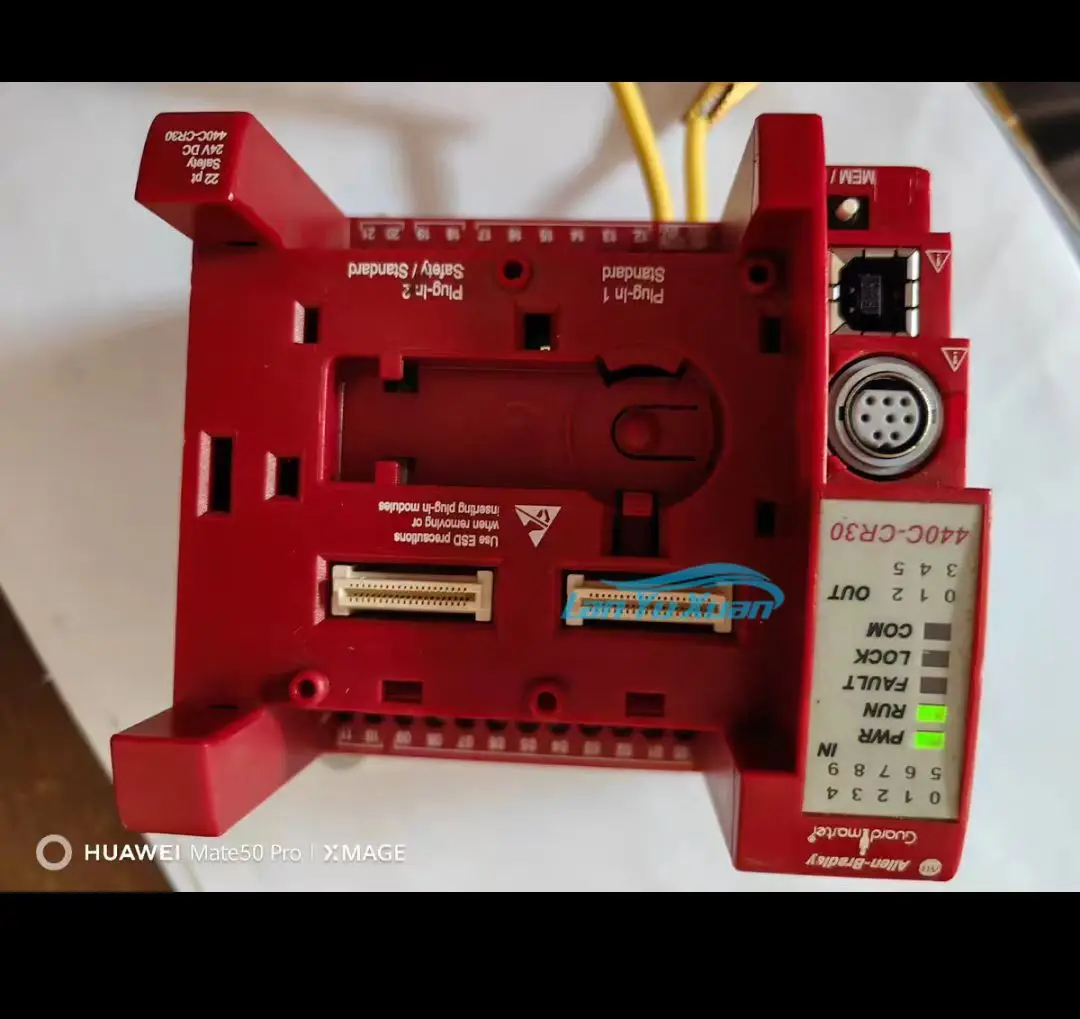 Software Configurable Safety Relay   400c-CR30-22BBB The function is intact and you can shoot directly