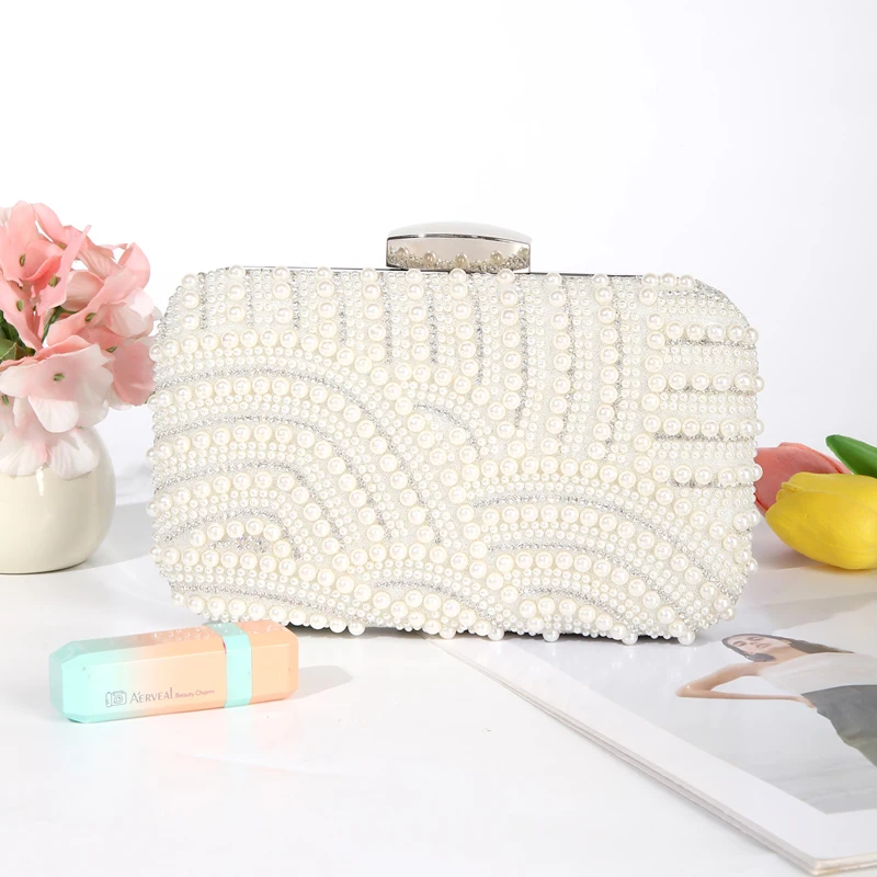 

Ladies Pearl Elegant Evening Bag Fashionable Stylish Beading Wedding Dinner Party Banquet Dress Clutch Bag with Long Chain