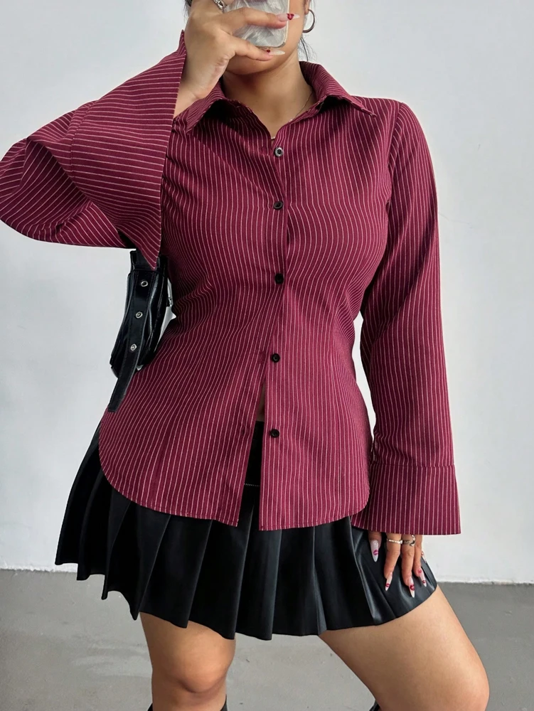 PLUS ขนาด College Stripe Slim เสื้อแขนยาวแฟชั่น Graduation Season เสื้อแขนยาวคอ 2025 ใหม่