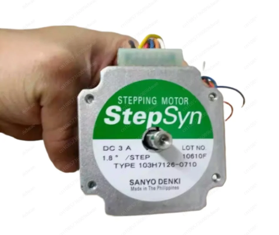 

1pcs New SANYO DENKI stepping motor 103H7126-0740