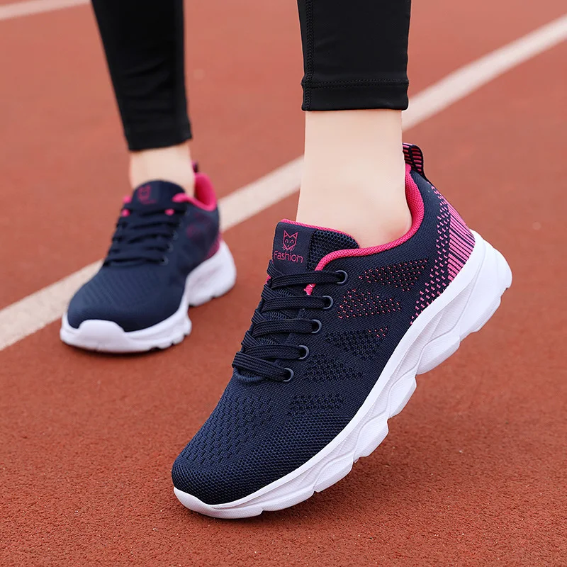 Hot Sneakers Shoes for Women Soft Flat Casual Shoes 2025 Spring Summer Light Breathable Mesh Sneakers Walking New Ladies Shoes