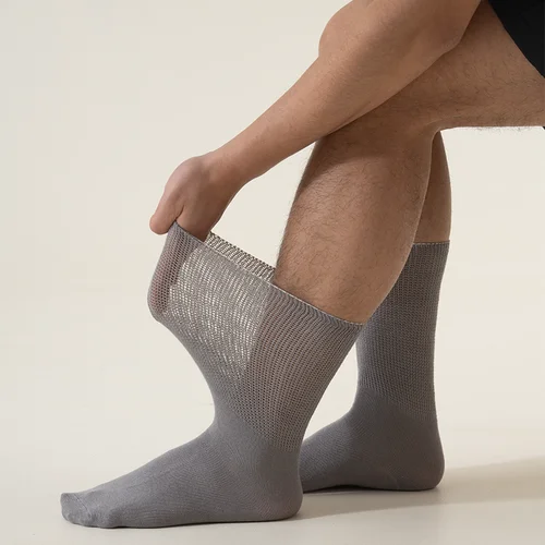 Imagen 2 del producto 6 pares de calcetines para diabéticos cómodos y de apoyo para hombres, calcetines de negocios superiores sin encuadernación de tela que absorben la humedad