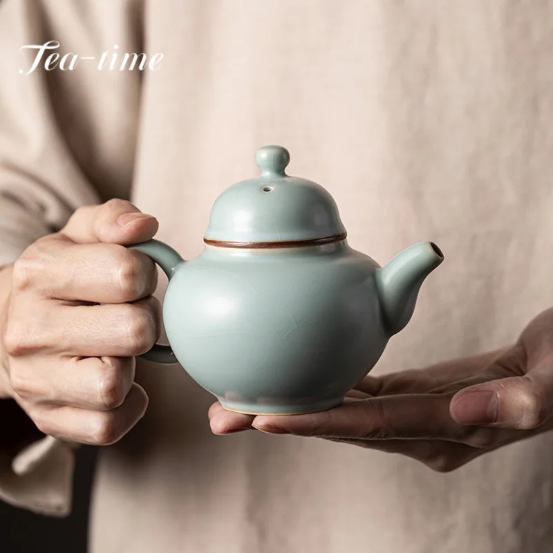 

200ml Retro Ru Porcelain Teapot Antique Openings Pot Can Raise Tea Maker Kettle with Infuser Tea Services Accessories Collection