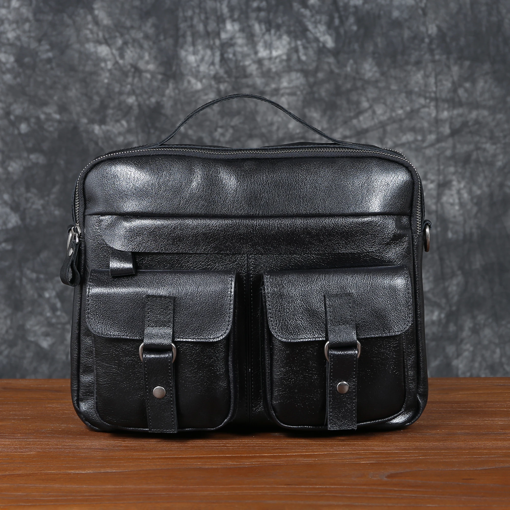 Men's Leather Handbag Top Layer Cowhide Vintage Briefcase OutdoorTrave Large Capacity Computer Bag Shoulder Bag