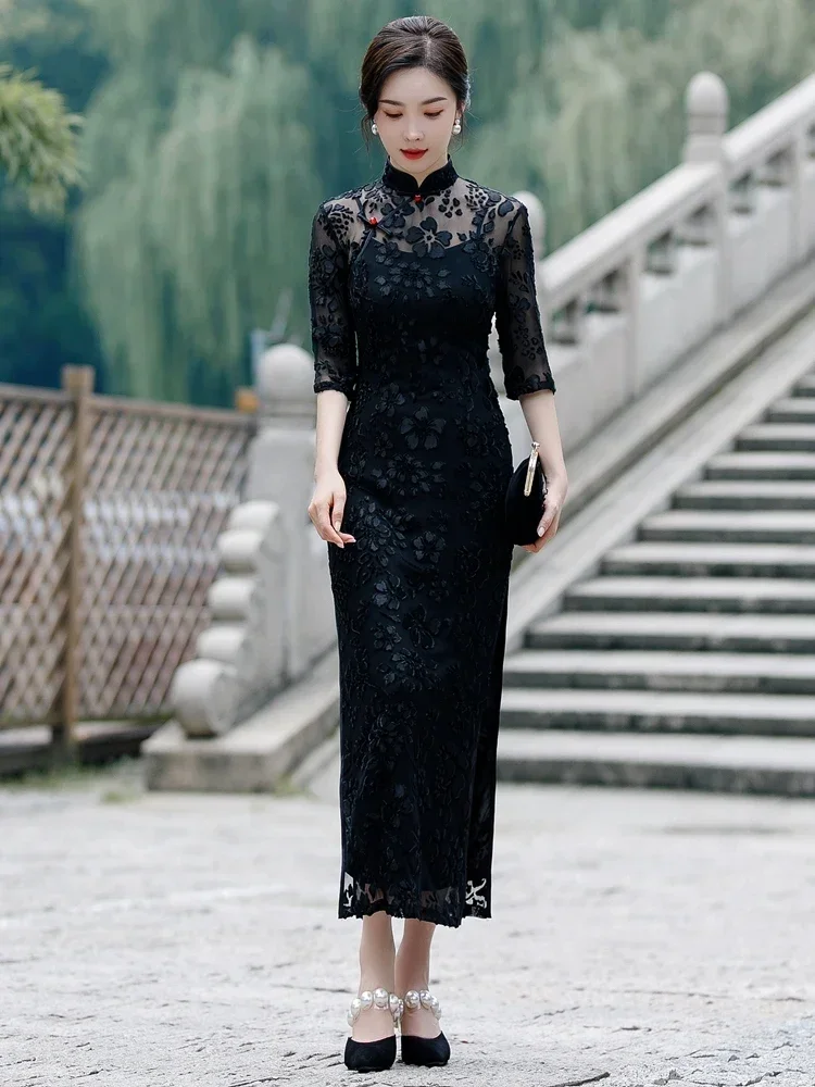 

Chinese Style Women's Traditional Dress Retro Long Cheongsam with 3/4 Sleeve Lace Summer Dress