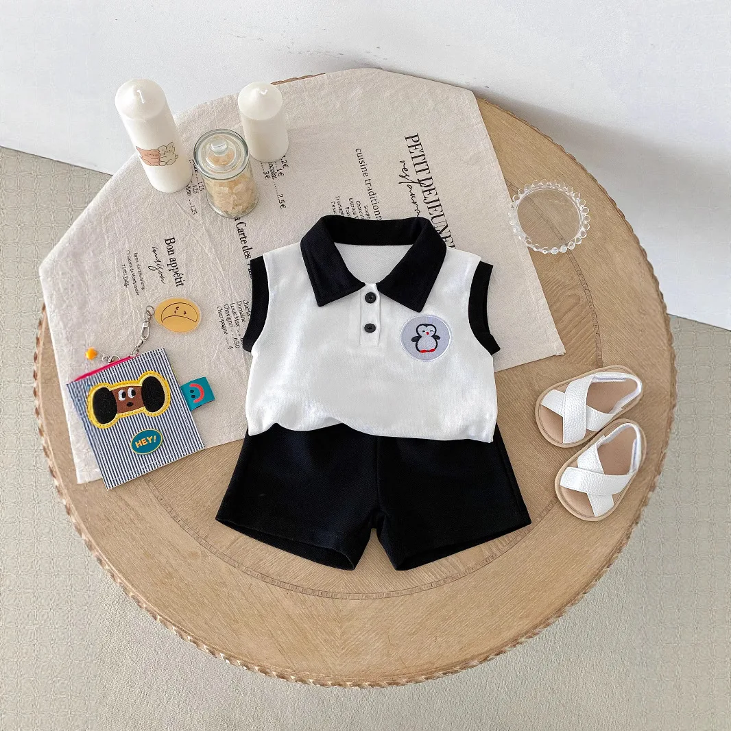Korean Version 2025 Cute Penguin Vest Two-piece Set for Men and Women, Korean Version Cute Top Versatile and Stylish