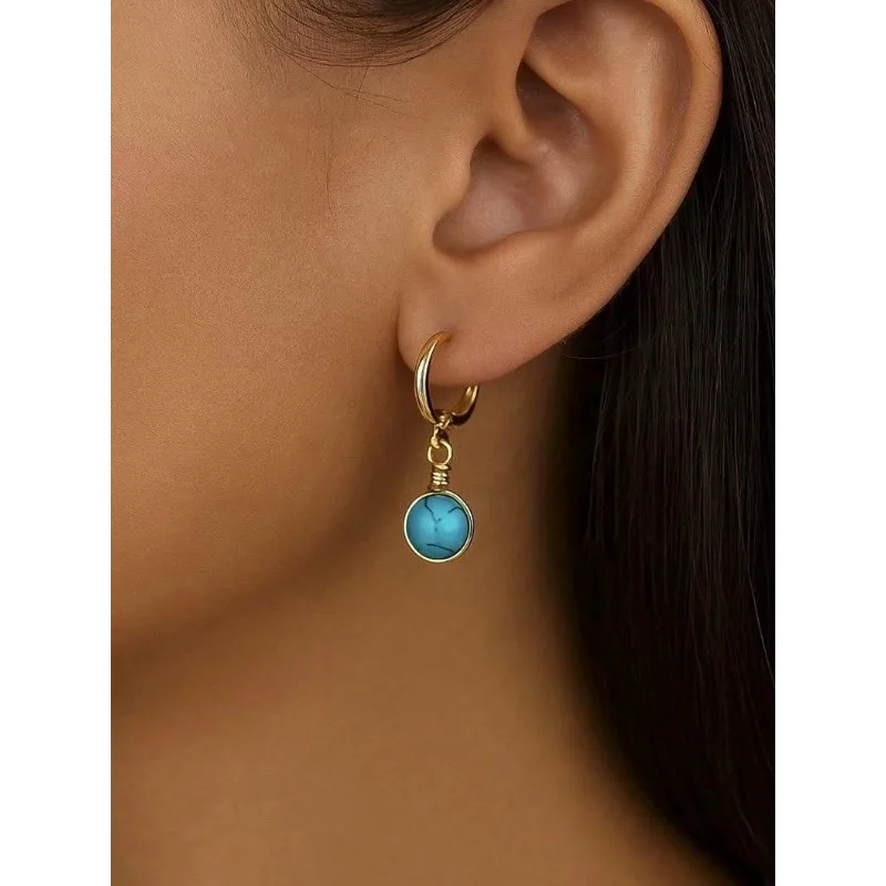 Pendientes de aro de oro turquesa: joyería de piedras preciosas colgantes hecha a mano, howlita azul