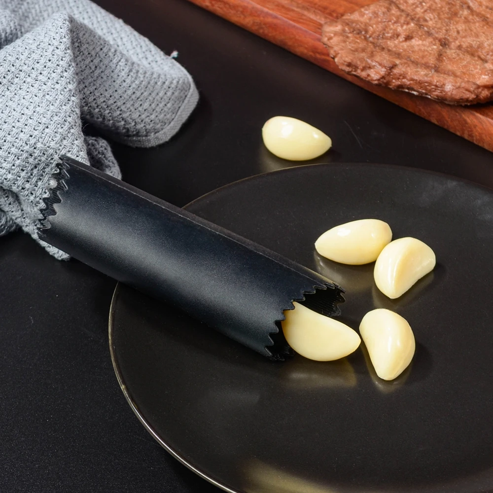 Alat Pengupas Bawang Putih Sil - Kitchen Gadgets Youtube ulasan dan harga