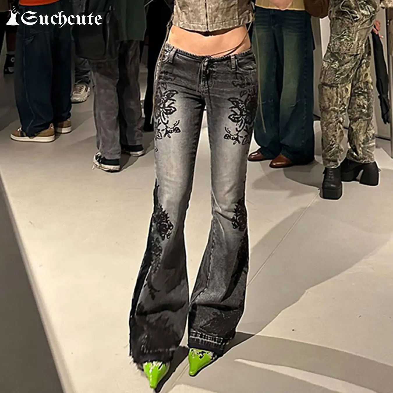 SUCHCUTE Vintage Plant Printed Flared Jeans Y2K Streetwear Low Waist Slim Denim Pant 2000s Washed High Street Women Trousers New