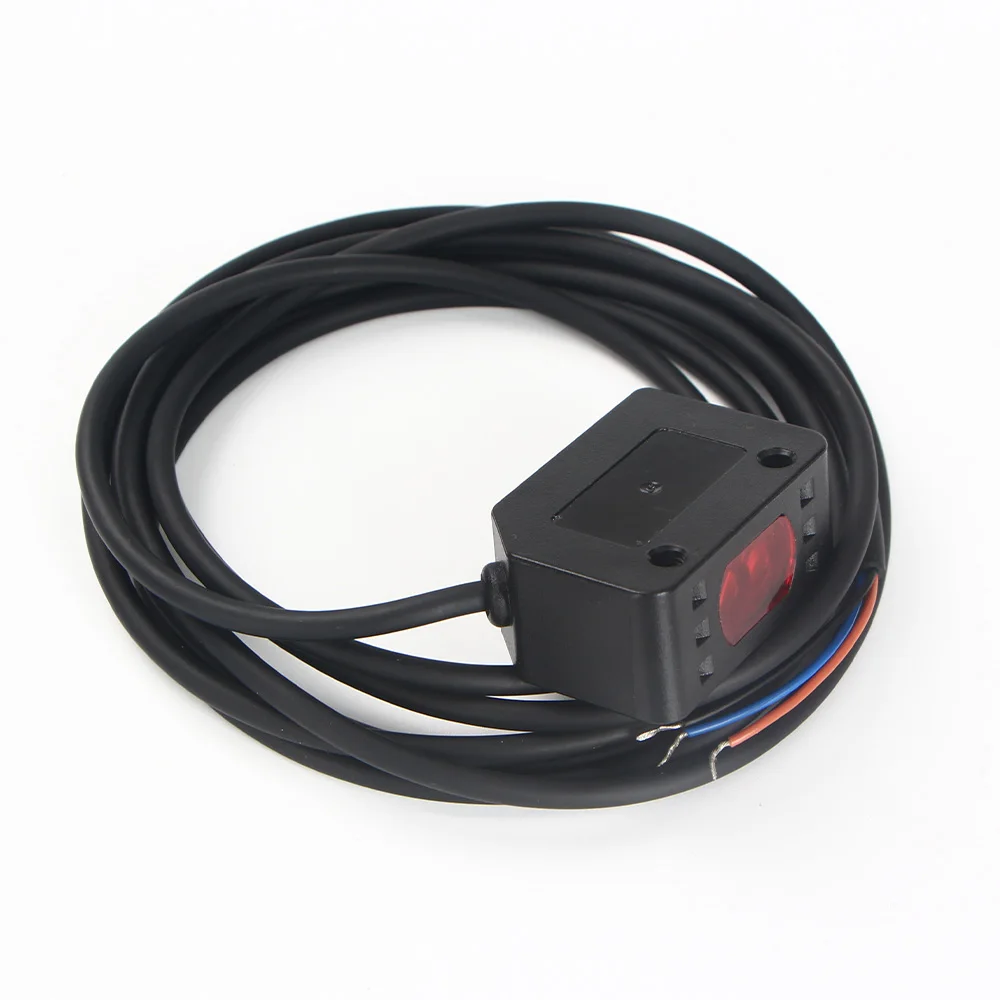 GTRIC Photoelectric Sensor Square Infrared Diffuse Reflection 12-24V NPN PNP Distance 1M Digital Display Optical Photoell Switch