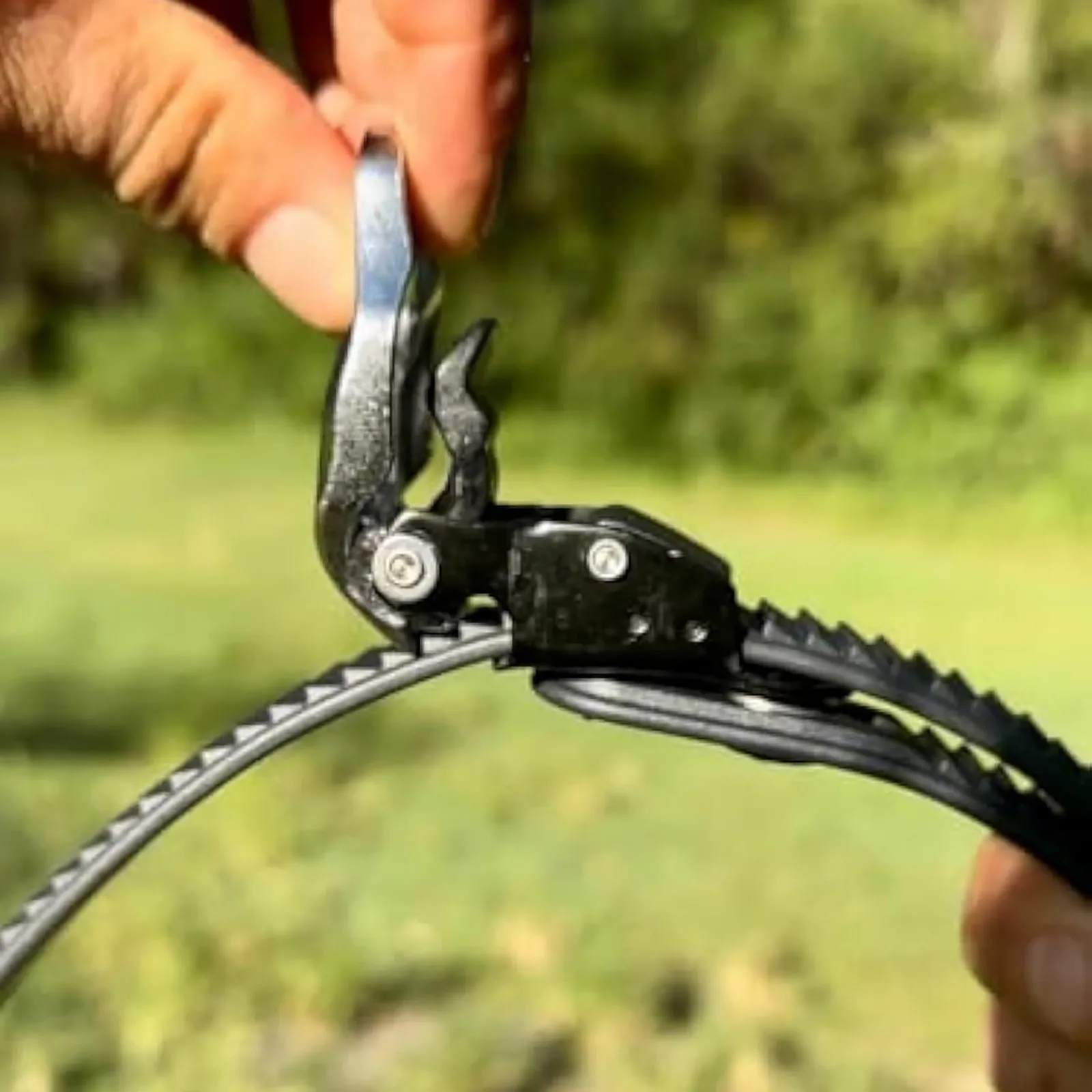 Ultimate Heavy-Duty Grip Lock Strap – Secure Anything, Anywher,Adjustable Heavy-Duty Metal Ratchet Buckle For Every Adventure