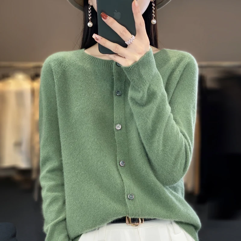 Autumn and winter new round neck cardigan women\'s sweater long sleeved knitted fashionable jacket women\'s 100% Australian wool