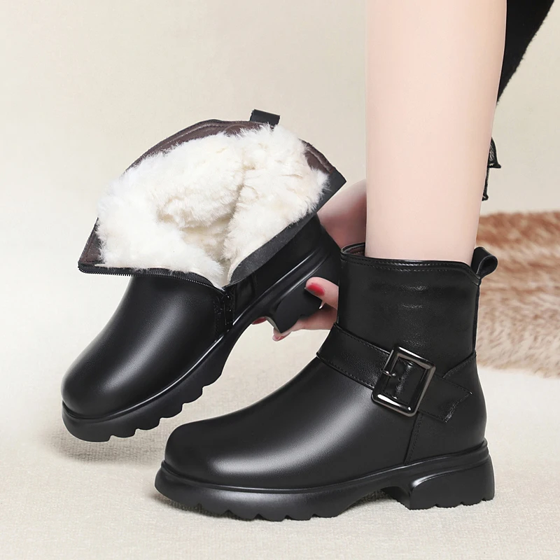 

DIMANYU Winter Mom Boots Non-slip 2025 New Genuine Leather Women's Short Boots Large Size Natural Wool Warm Women's Snow Boots