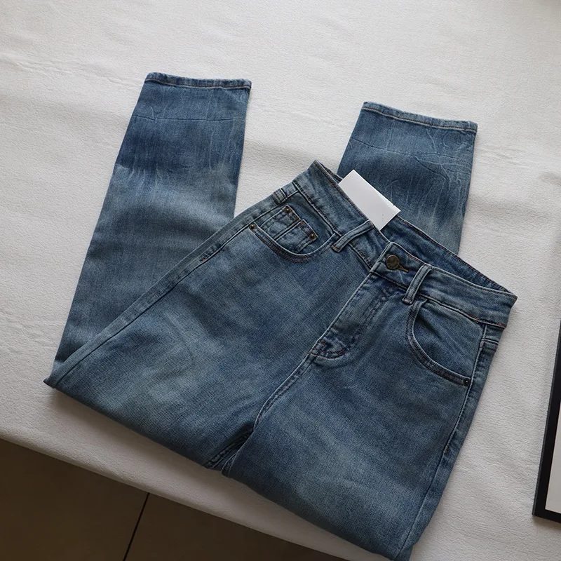 Pantaloni a sigaretta in denim di piccole dimensioni versatili a vita alta Pantaloni da donna a nove punti con gamba dritta che dimagriscono il pane francese Primavera Aut...