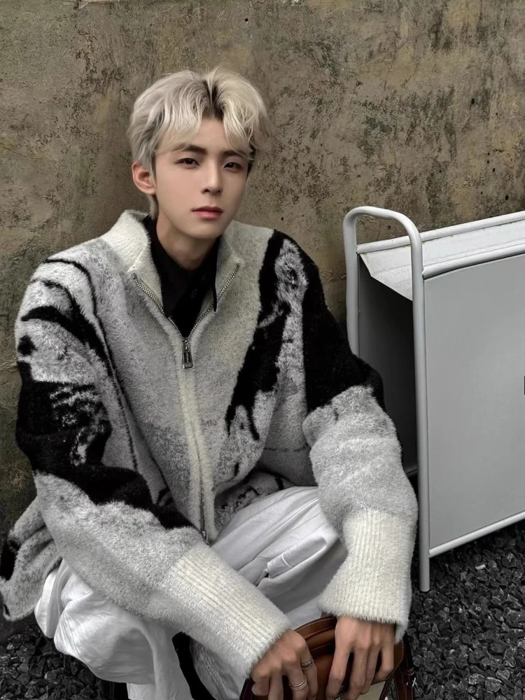 

Элегантный свитер с вышивкой шипов, кардиган - градиентная вязаная куртка свободного покроя на молнии для мужчин и женщин, осенне-зимний уютный модный стиль