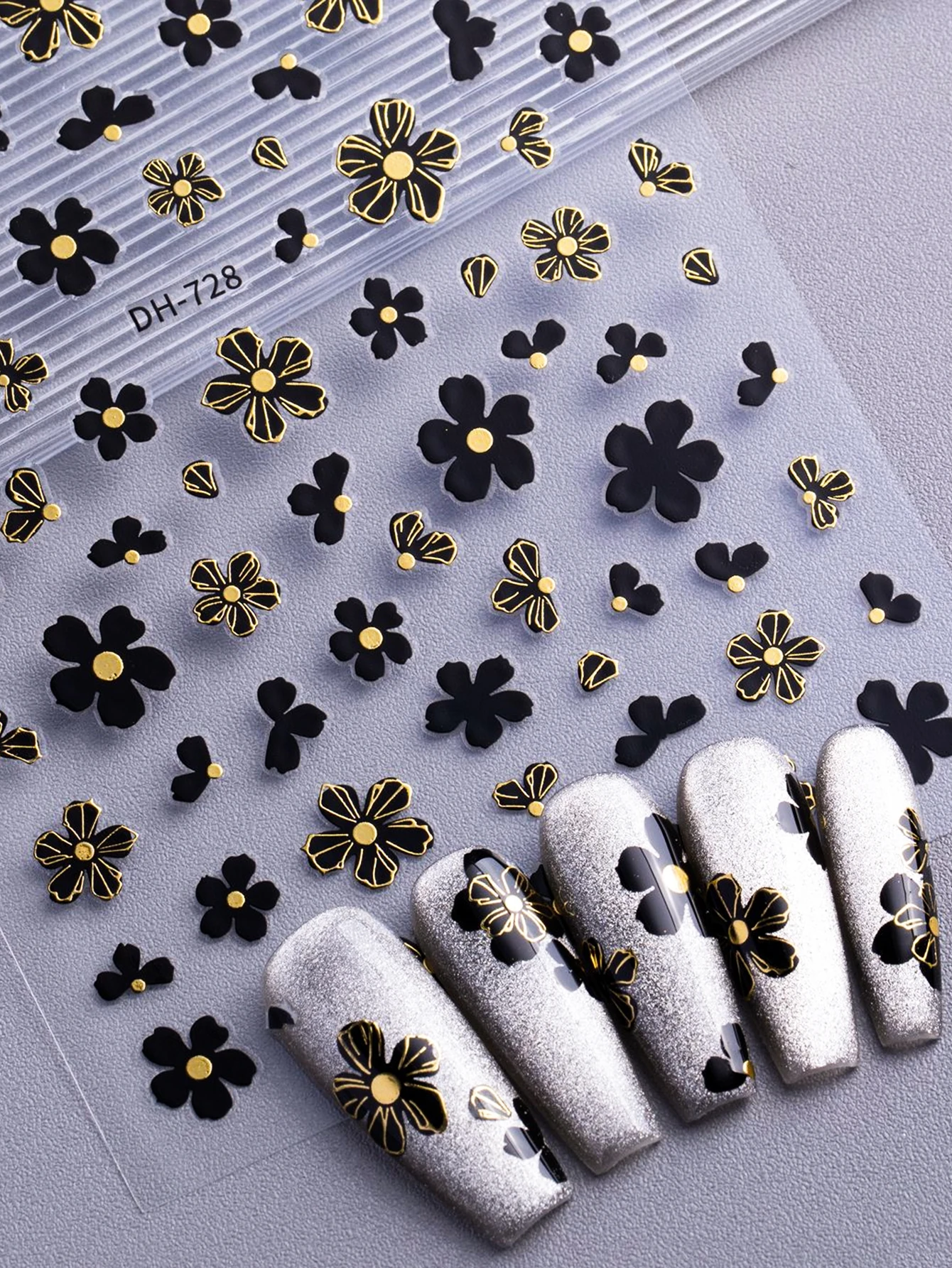 Adesivi per unghie con piccoli fiori dipinti a mano in bianco e nero, adesivi per unghie piatti di fascia alta, decorazioni fai da te, impermeabili e durevoli