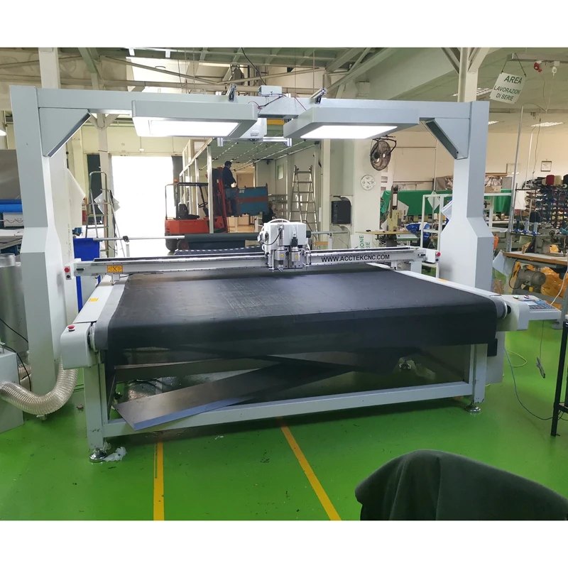 High Speed Straight Knife Cutter Round Knife Fabric Cutting Machine Automatic CNC Cloth Cutting Machine AKZ1625 with CCD Camera