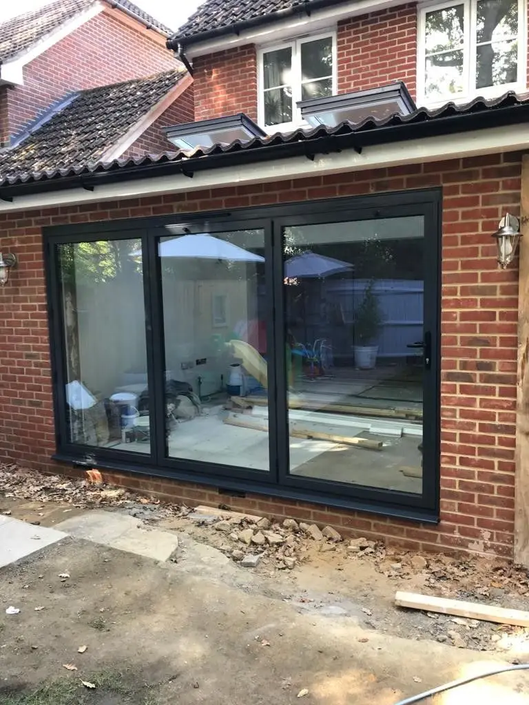 Heavy-Duty Folding Doors Double Tempered Glass Noiseless Bi Fold Doors System Modern Design Aluminum Alloy for Exterior Interior