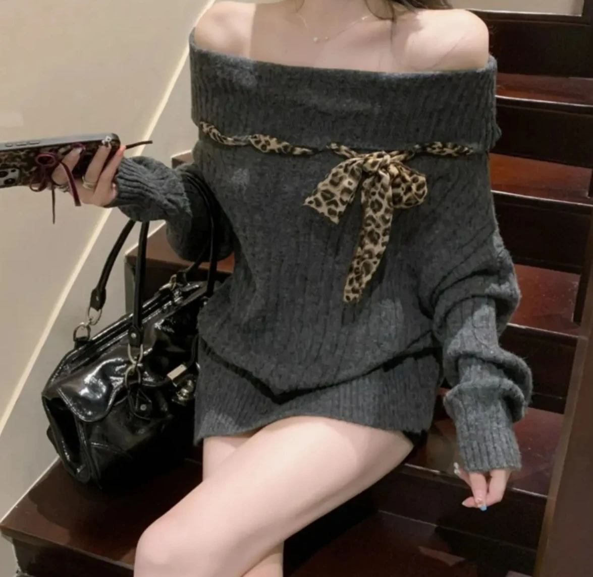 Ropa Otoño Invierno estampado de leopardo lazo fuera del hombro cuello suéter de manga larga mujer Top frito longitud media