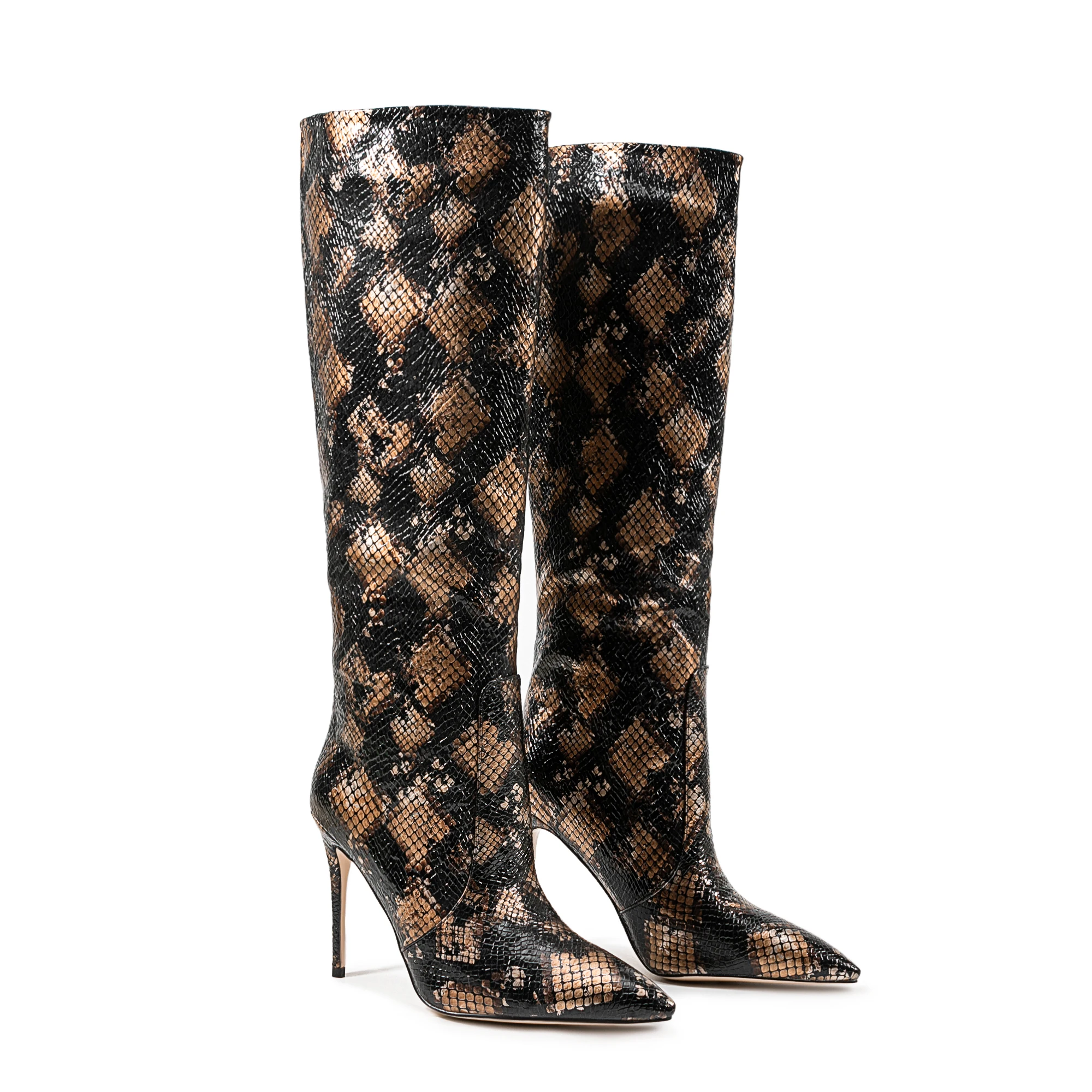 

Внешняя торговля 6 см, новинка 2025 года, зимние пикантные туфли на тонком каблуке 33–43, большой змеиный узор, европейский и американский стиль