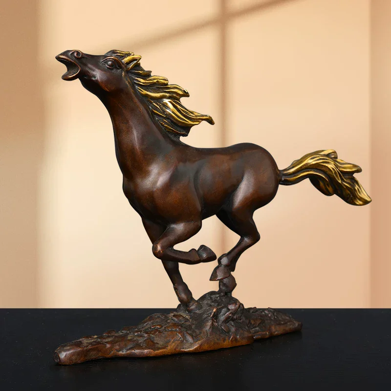 Take the Lead Brass Horse Statue， Zodiac Galloping Horse Figurine， Win Instant Success Ornament for Home Living Room Office Desk