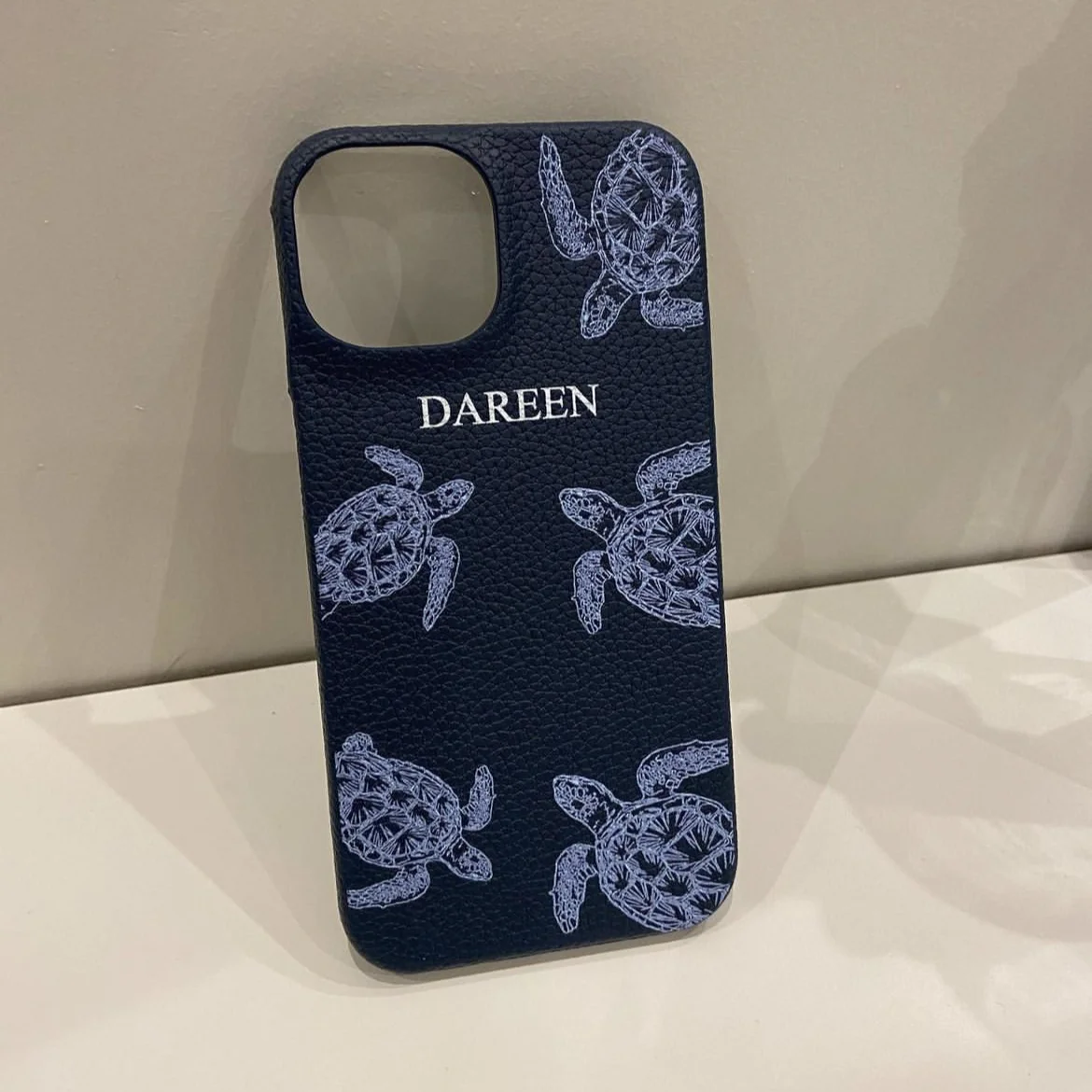 Personalised Name Sea Turtle Trees Pebble Grain Leather Case For Iphone 15 16 pro max 14 13 Pro 12 Mini 11 kafr letters Covers