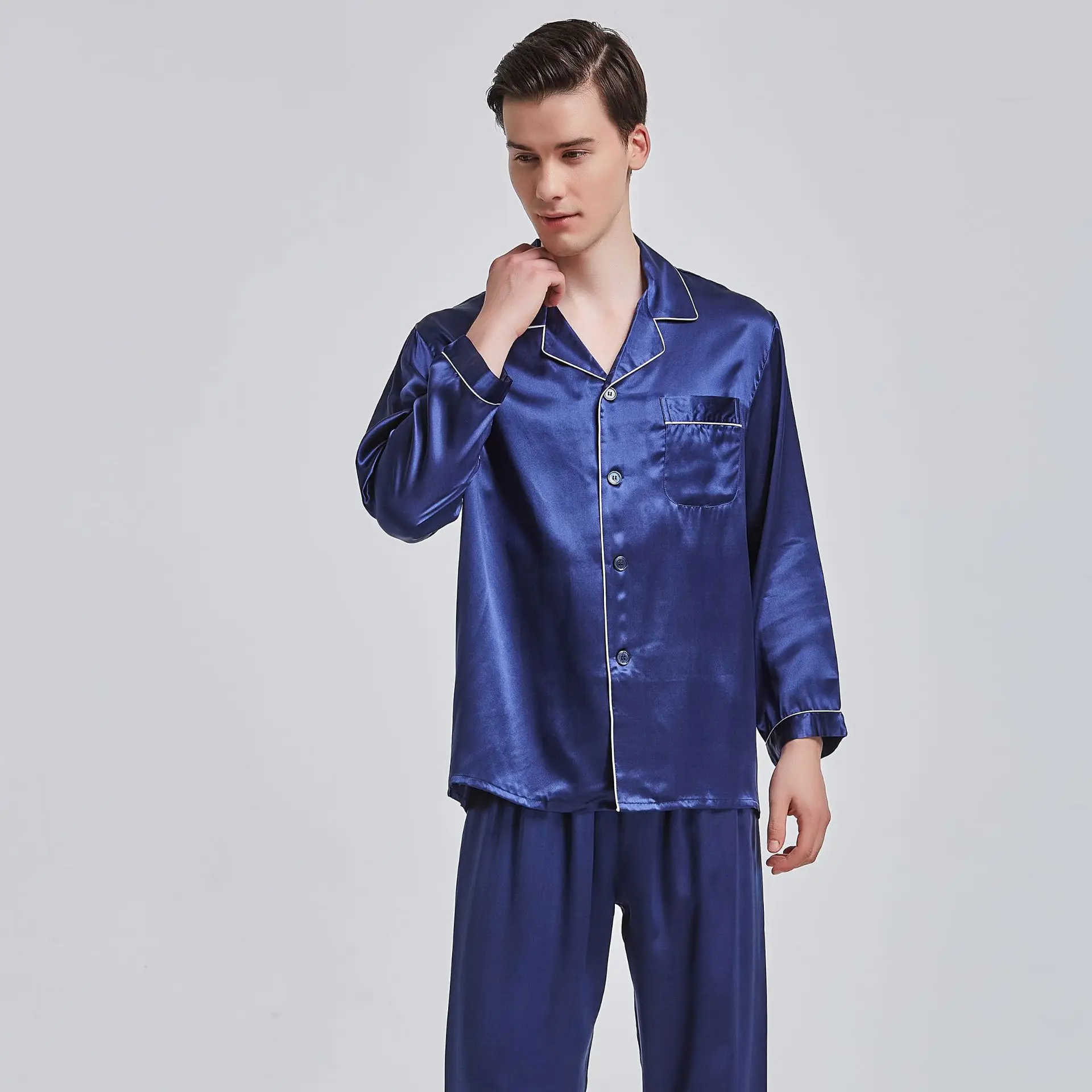 Factory Direct Men's Long Sleeve Silk Pajama Set Comfortable Mulberry Silk Loungewear for Summer Relaxation XXXL Size Luxuary