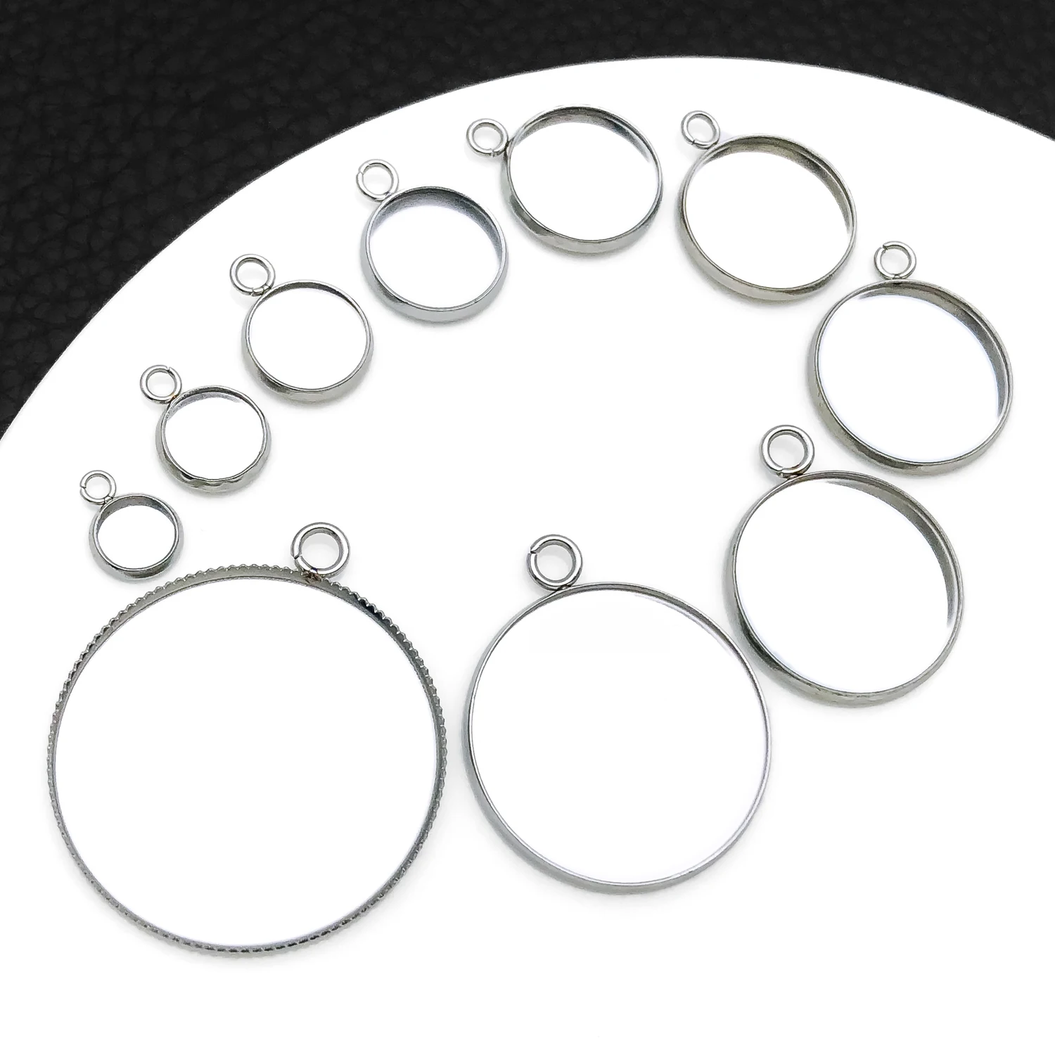 5pcs 6-30mm Stainless Steel Round Pendant Blank Cabochon Base Setting Tray Bezel For DIY Jewelry Making Supplies Wholesale